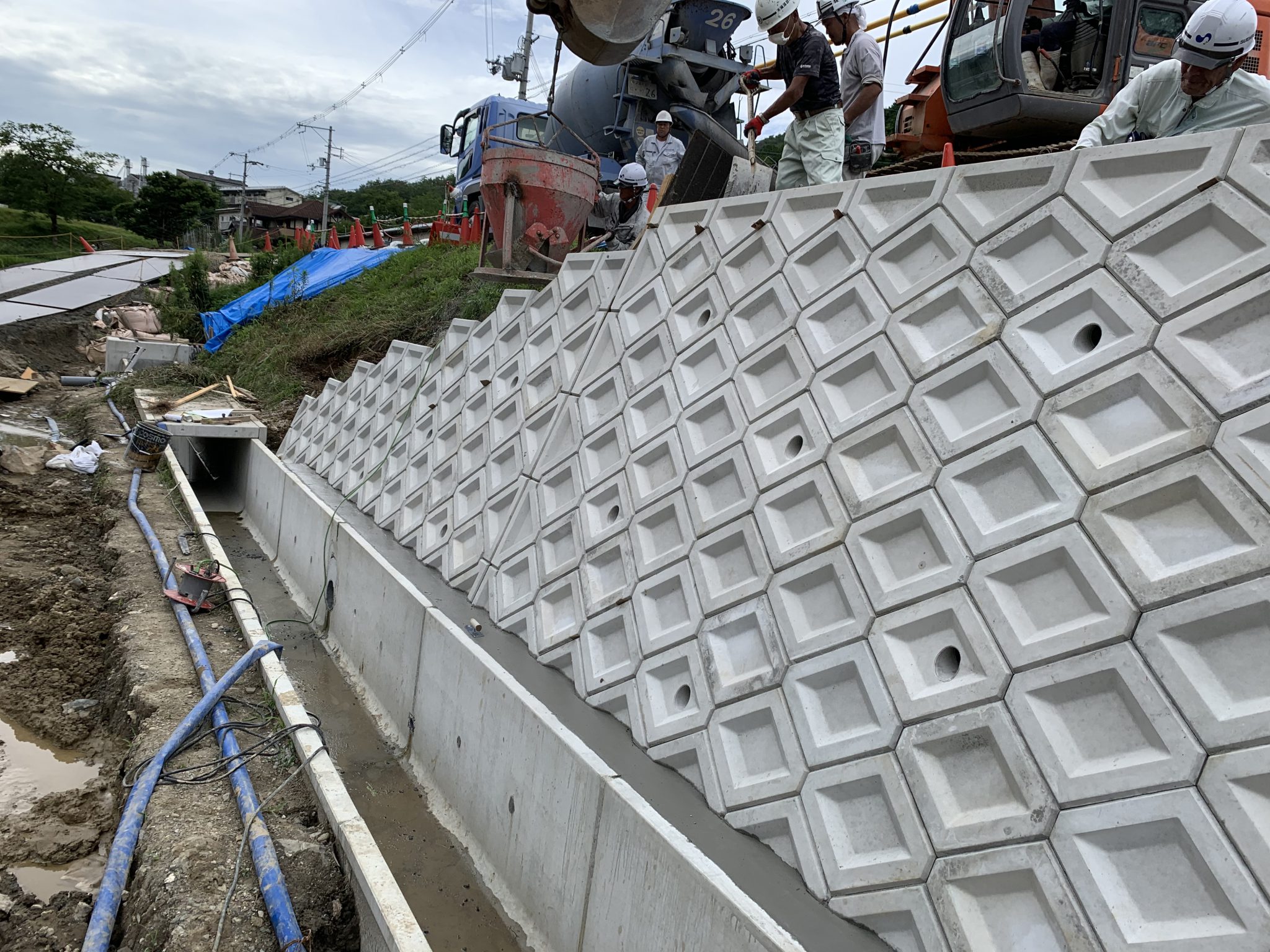 練積み造擁壁 – 間知石積み擁壁 標準図 – OTZF